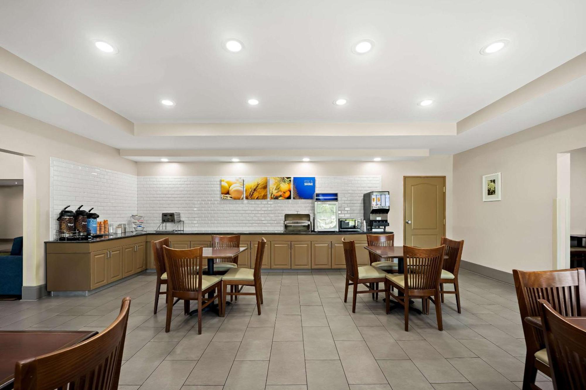 Comfort Inn & Suites High Point - Archdale Exterior photo