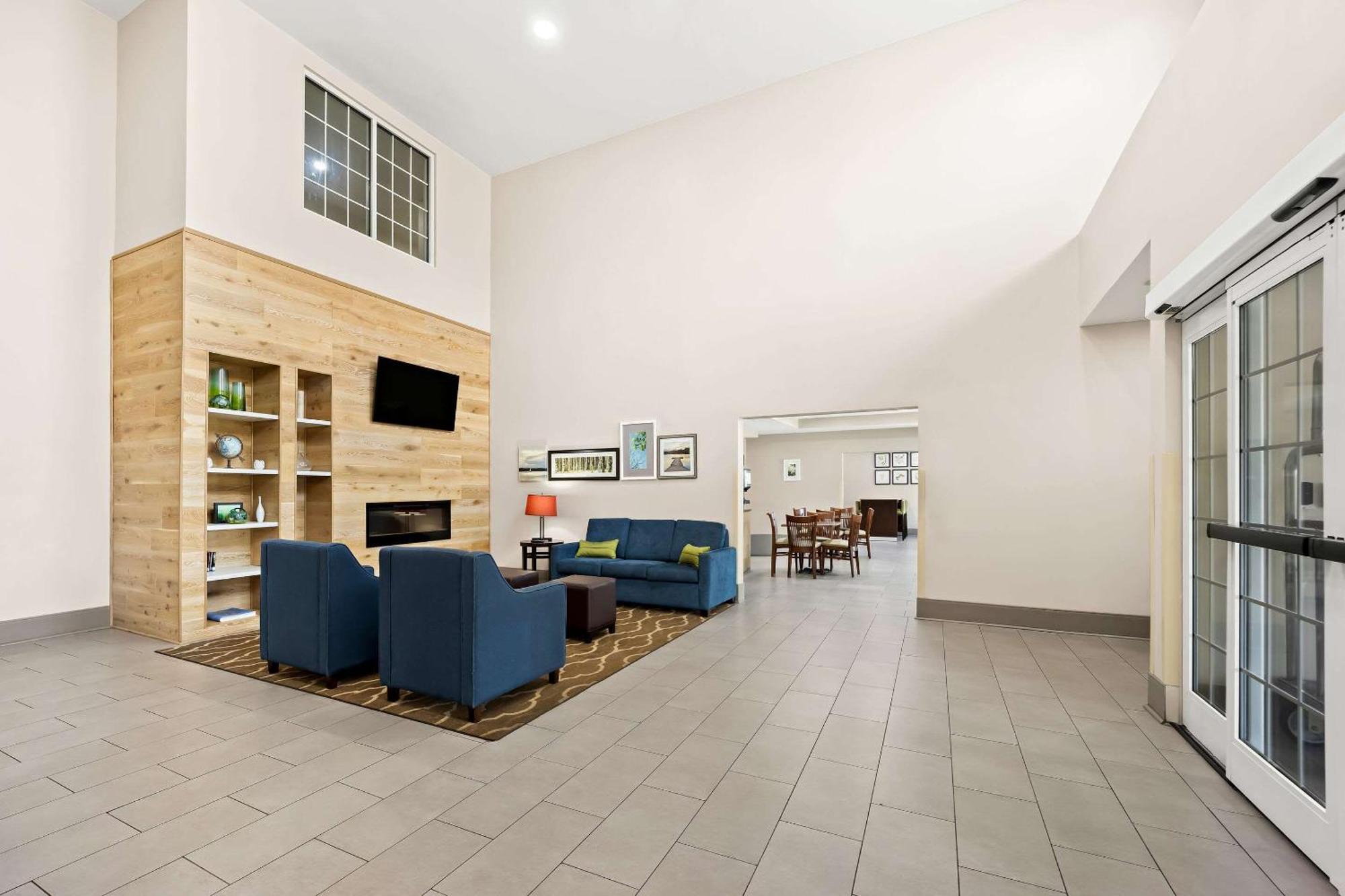 Comfort Inn & Suites High Point - Archdale Exterior photo