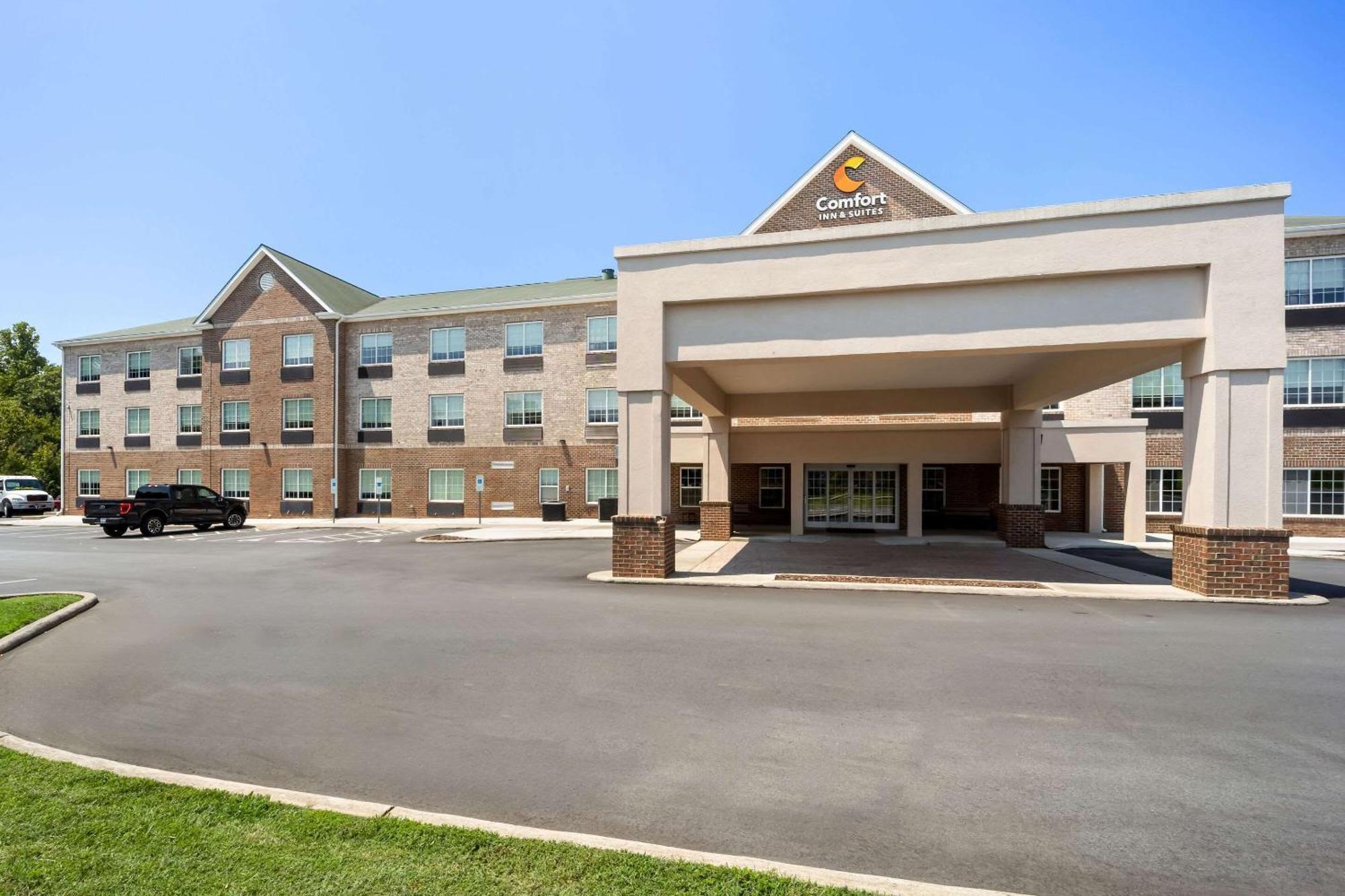 Comfort Inn & Suites High Point - Archdale Exterior photo
